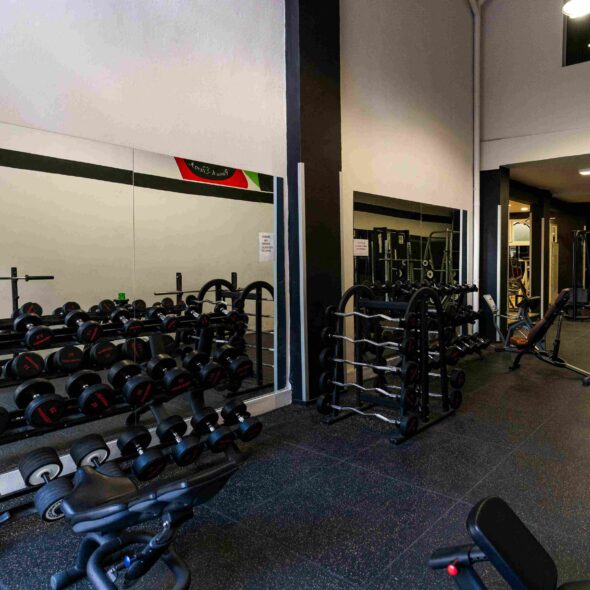 SPORTSHOUSE – Basic Pack με πρόσβαση σε open gym και ομαδικά προγράμματα. Aerial yoga διαθέσιμη με επιπλέον κόστος.