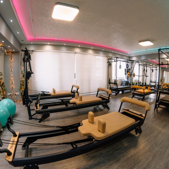 Electro Fitness Wellness Studio – Pilates Reformer: Pilates με Reformer και Cadillac για 1 έως 3 μήνες