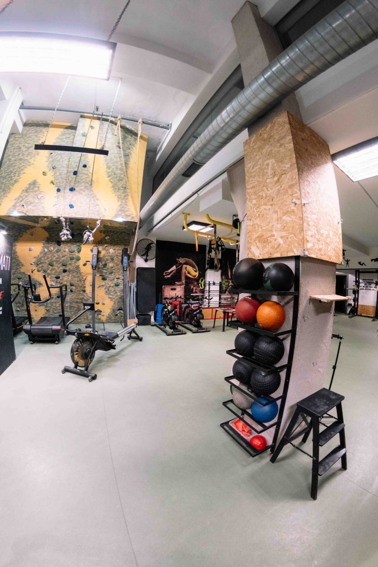 Εν Σώματι – Basic Pack: Συνδρομή με open gym και συμμετοχή σε έως 3 προγράμματα την εβδομάδα