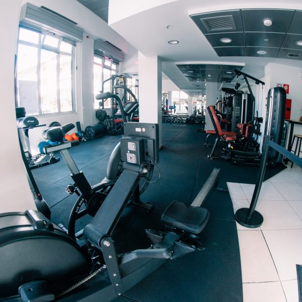 OZ Fitness Studio – Semi Personal: Συνδρομή για προπόνηση σε μικρά group με επιλογή Cross Training ή Pilates Mat