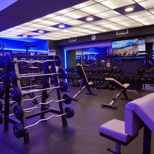 Golden Clubs – FITNESS SPARK (12 Μήνες) Φοιτητικό: Open Gym, Ομαδικά Προγράμματα και 1 μήνας δώρο Across στην τιμή των 297€