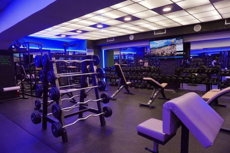 Golden Clubs – FITNESS SPARK (12 Μήνες) Φοιτητικό: Open Gym, Ομαδικά Προγράμματα και 1 μήνας δώρο Across στην τιμή των 297€