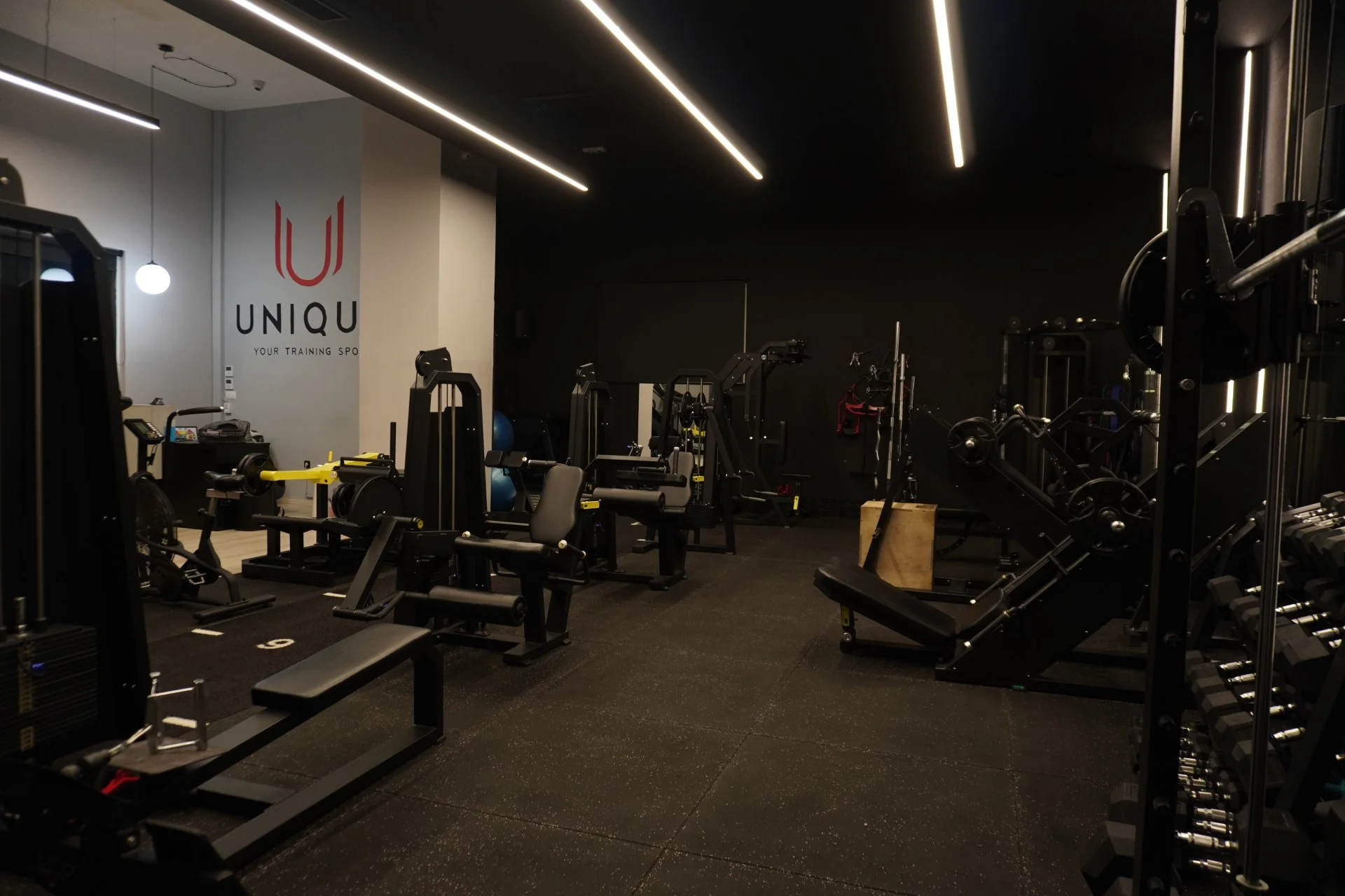 Unique Your Training Spot – Γυμναστήριο | Κερατσίνι