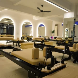 UNTHINK FITNESS REPUBLIC – Reformer Pilates 3 Μηνών Φοιτητικό: έκπτωση 15% για φοιτητές σε 30 συνεδρίες Reformer Pilates.