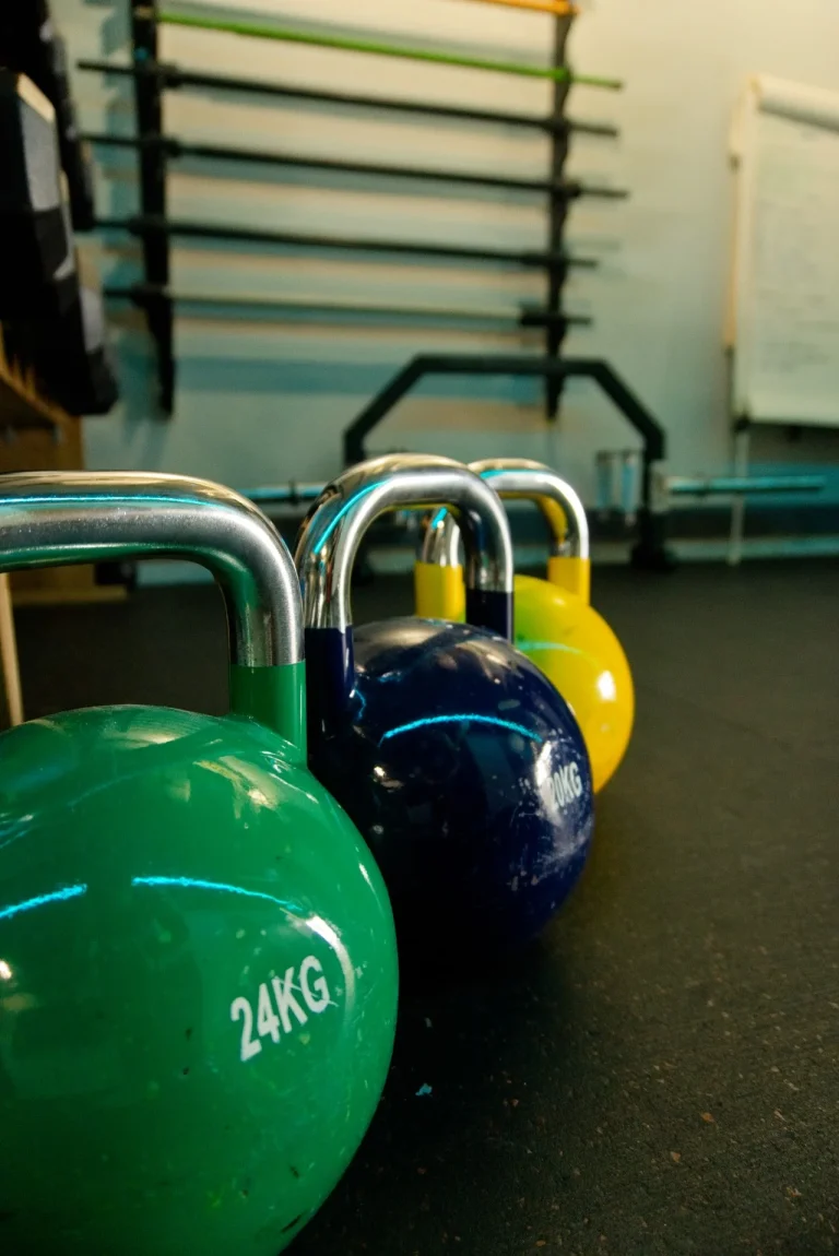 Healthfit Training Studio – Personal Training: 1 προπόνηση 35€, 4 προπονήσεις 128€, 8 προπονήσεις 240€, 12 προπονήσεις 336€. Ατομικά προγράμματα με καθοδήγηση.