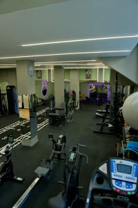 SelfMade Fitness Hub – Cross Training