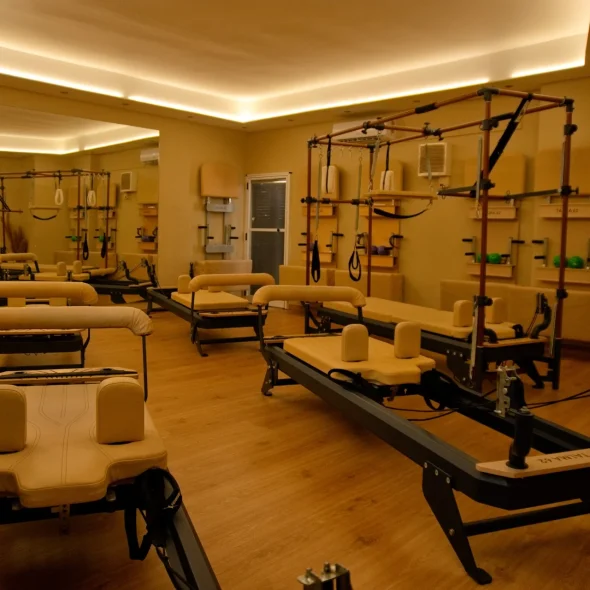 Ανακάλυψε τα πακέτα Toro Wellness Studio – Pilates Reformer – μικρές ομάδες, απόλυτη καθοδήγηση και αποτελεσματική ενδυνάμωση σώματος. Μηνιαίες και τετράμηνες συνδρομές διαθέσιμες.