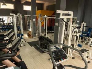 GYM4U – Κλασικό Γυμναστήριο