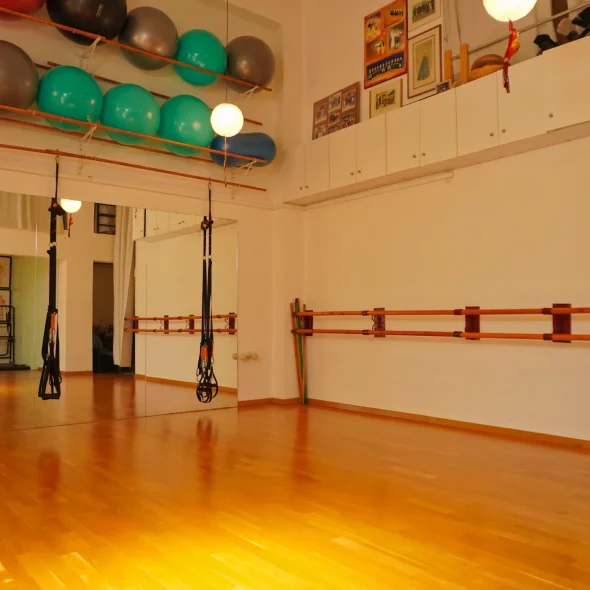 ΧΟΡΙΚΑ – Μουσικοκινητική & Κλασικό Μπαλέτο: Μηνιαία συνδρομή στα 30€. Καλλιέργεια σώματος, ρυθμού και έκφρασης για παιδιά και νέους σε έναν καλλιτεχνικό χώρο.