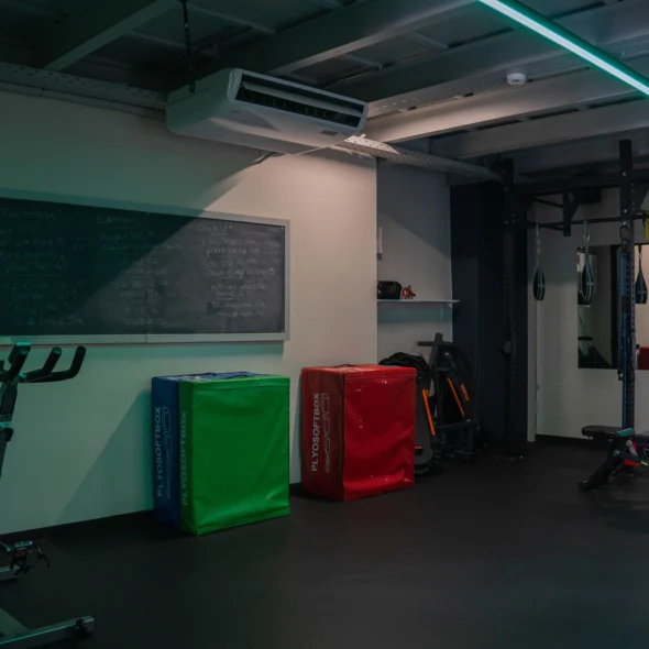 Τιμοκατάλογος υπηρεσιών HealthFit Training Studio – Semi-Personal Training για ισόγειο και πρώτο όροφο.