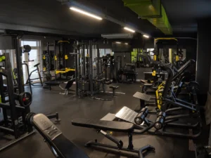 Titans Gym – SR – Φοιτητική Συνδρομή Όργανα