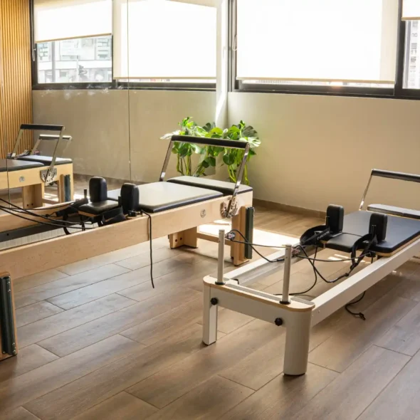 Ο τρέχων τιμοκατάλογος για SCI Physical Academy – Pilates Reformer (Μηνιαίες Συνδρομές) με αναλυτικές τιμές για 1, 2 ή 3 φορές την εβδομάδα.