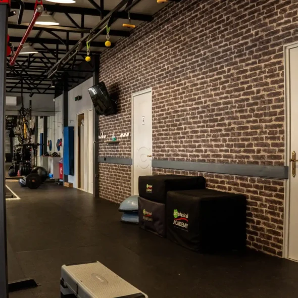 Ο επίσημος τιμοκατάλογος για SCI Physical Academy – Soccer Academy Mini Group (Συνδρομές) με τις σωστές τιμές (25€ και 190€) για ομαδική προπόνηση.