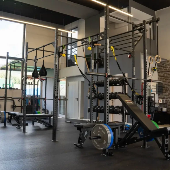 Ο επίσημος τιμοκατάλογος για SCI Physical Academy – Soccer Academy Mini Group (Συνδρομές) με τις σωστές τιμές (25€ και 190€) για ομαδική προπόνηση.